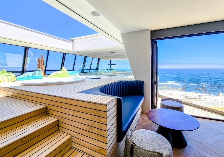 5 Bedroom Property for Sale in Sea Point Western Cape